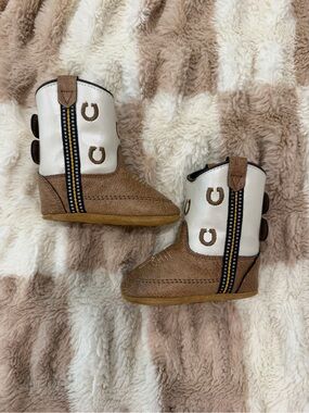 Toddler Brown and pearly white Western-Style Booties